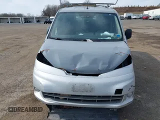 2013 Nissan NV200 SV with VIN 3N6CM0KN2DK692803, listed as a IAAI auction lot 41840649 with Not provided miles and . Bid and sale history available at DreamBid. Image 6.