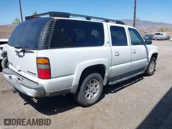 2005 Chevrolet Suburban Z71 with VIN 3GNFK16Z95G132975, listed as a IAAI auction lot 42042947 with 1 mi miles. Bid and sale history available at carsss.com. Image 4.