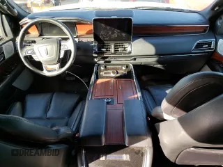 2021 Lincoln Navigator Reserve z VIN 5LMJJ3LT6MEL00670, wystawiony jako Copart lot #37764053 z przebiegiem 18 324 mil mil oraz . Historia ofert i sprzedaży dostępna na DreamBid. Obrazek 8.