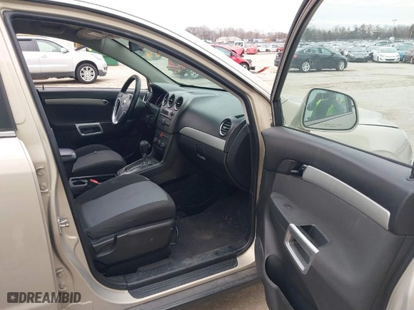 2012 Chevrolet Captiva Sport Fleet LS w/2LS with VIN 3GNAL2EK0CS537196, listed as a IAAI auction lot 41511541 with 126,105 mi miles. Bid and sale history available at carsss.com. Image 5.