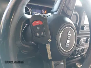 2020 Jeep Wrangler Unlimited Sport S с VIN 1C4HJXDG1LW189100, выставлен на аукционе IAAI как лот 40994680 с пробегом 172 039 миль миль и . История ставок и продаж доступна на DreamBid. Изображение 11.