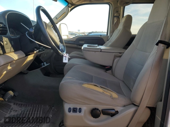 2006 Ford Super Duty F-250 XL with VIN 1FTSW20P36EA38110, listed as a Copart auction lot 83689684 with 0 mi miles and Salvage Title. Bid and sale history available at carsss.com. Image 7.