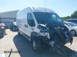 2019 Ram ProMaster Cargo with VIN 3C6TRVDG2KE506177, listed as a IAAI auction lot 38978353 with 220,000 mi miles and . Bid and sale history available at carsss.com. Image 1.