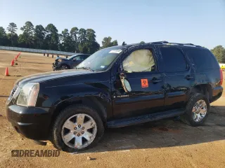 2008 GMC Yukon SLT w/4SB with VIN 1GKFC13088J114258, listed as a Copart auction lot 72215004 with 0 mi miles and Salvage Title. Bid and sale history available at carsss.com. Image 1.