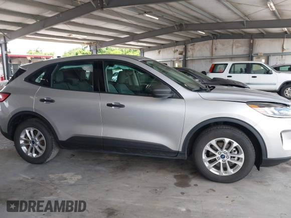 2020 Ford Escape S z VIN 1FMCU0F64LUC03656, wystawiony jako IAAI lot #42415638 z przebiegiem 96 759 mil mil oraz . Historia ofert i sprzedaży dostępna na DreamBid. Obrazek 13.