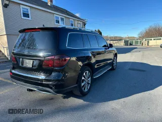2016 Mercedes-Benz GL with VIN 4JGDF2EE0GA661916, listed as a Copart auction lot 83383354 with 154,054 mi miles and Clean Title. Bid and sale history available at carsss.com. Image 3.