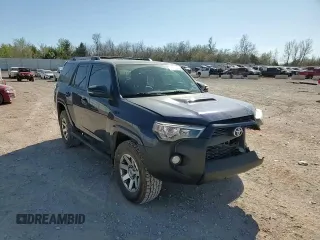 2016 Toyota 4Runner Limited with VIN JTEBU5JR2G5331064, listed as a Copart auction lot 49734745 with 138,567 mi miles and Salvage Title. Bid and sale history available at DreamBid. Image 11.