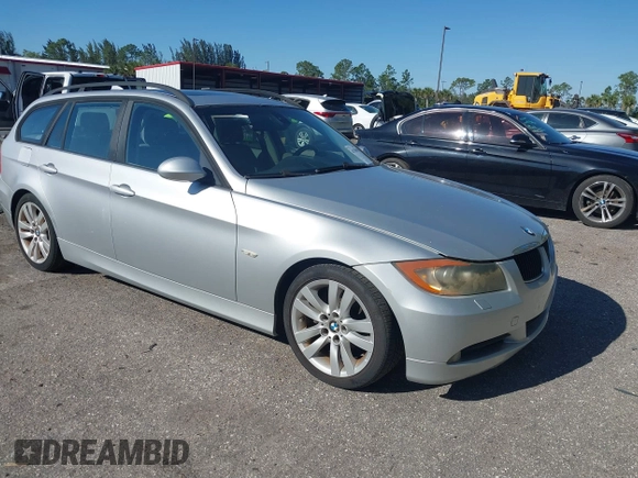 2007 BMW 3 Series 328i with VIN WBAVS13547FX16529, listed as a IAAI auction lot 41769488 with 88,993 mi miles. Bid and sale history available at carsss.com. Image 1.