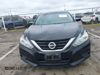 2017 Nissan Altima S z VIN 1N4AL3AP7HC473175, wystawiony jako IAAI lot #41980323 z przebiegiem 162 100 mil mil oraz . Historia ofert i sprzedaży dostępna na DreamBid. Obrazek 12.