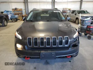 2015 Jeep Cherokee Trailhawk with VIN 1C4PJMBS5FW615845, listed as a Copart auction lot 52824635 with 134,873 mi miles and Salvage Title. Bid and sale history available at carsss.com. Image 5.