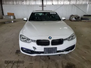 2018 BMW 3 Series 330i xDrive с VIN WBA8D9G54JNU73074, выставлен на аукционе Copart как лот 59745595 с пробегом 72 718 миль миль и Чистый • Clean title. История ставок и продаж доступна на DreamBid. Изображение 5.