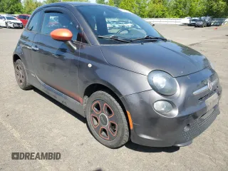 2014 FIAT 500e with VIN 3C3CFFGE3ET189547, listed as a Copart auction lot 55529875 with 105,547 mi miles and Clean Title. Bid and sale history available at carsss.com. Image 4.