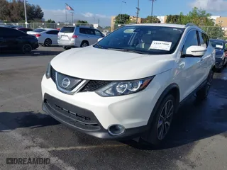 2019 Nissan Rogue Sport SV with VIN JN1BJ1CPXKW222648, listed as a IAAI auction lot 41697900 with 60085 miles. Bid and sale history available at carsss.com. Image 18.