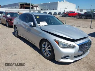 2014 Infiniti Q50 Premium with VIN JN1BV7AP5EM690118, listed as a IAAI auction lot 41767102 with 101,337 mi miles. Bid and sale history available at carsss.com. Image 1.