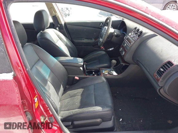 2009 Nissan Altima S z VIN 1N4AL21E09N558762, wystawiony jako IAAI lot #41600797 z przebiegiem 139 778 mil mil oraz . Historia ofert i sprzedaży dostępna na DreamBid. Obrazek 5.