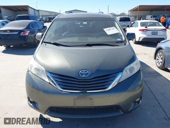 2013 Toyota Sienna XLE AAS with VIN 5TDYK3DCXDS379272, listed as a IAAI auction lot 41407282 with 240,491 mi miles and . Bid and sale history available at carsss.com. Image 12.