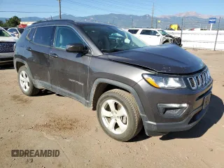 2018 Jeep Compass Latitude with VIN 3C4NJDBB8JT325217, listed as a Copart auction lot 64356803 with 81,678 mi miles and Salvage Title. Bid and sale history available at carsss.com. Image 4.