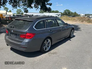 2017 BMW 3 Series 330i xDrive with VIN WBA8K3C38HA022948, listed as a Copart auction lot 55524325 with 34,232 mi miles and Clean Title. Bid and sale history available at carsss.com. Image 4.