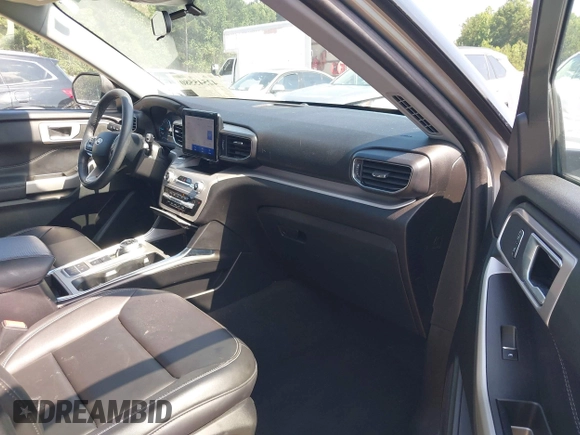 2023 Ford Explorer XLT with VIN 1FMSK7DH6PGC35396, listed as a IAAI auction lot 42545580 with 22,628 mi miles and . Bid and sale history available at DreamBid. Image 5.