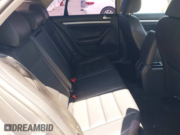 2010 Volkswagen Jetta SE with VIN 3VWRZ7AJ9AM153873, listed as a IAAI auction lot 42212777 with 126,158 mi miles and . Bid and sale history available at DreamBid. Image 8.
