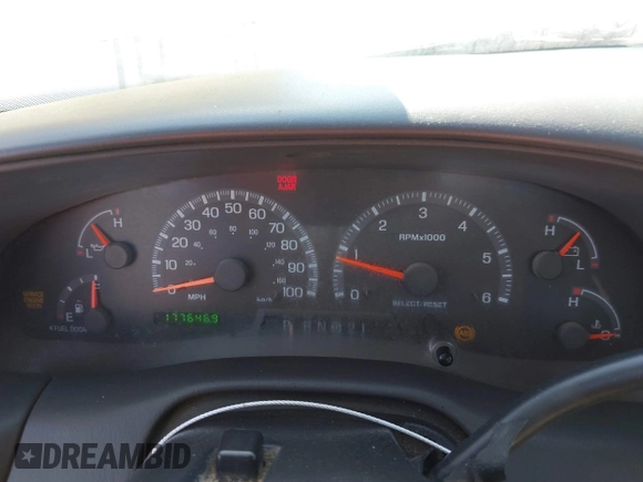 2000 Ford F-150 XL with VIN 1FTRF17WXYKB13606, listed as a IAAI auction lot 42203908 with 177,646 mi miles and . Bid and sale history available at DreamBid. Image 7.