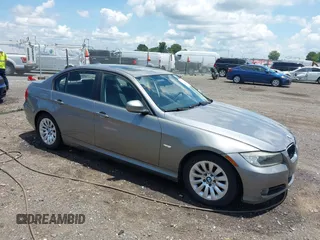 2009 BMW 3 Series 328i с VIN WBAPH77529NM47184, выставлен на аукционе IAAI как лот 42617134 с пробегом 134 548 миль миль и . История ставок и продаж доступна на DreamBid. Изображение 1.
