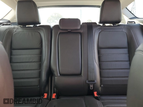 2017 Ford C-Max Titanium z VIN 1FADP5DU5HL109402, wystawiony jako Copart lot #82934474 z przebiegiem 14 617 mil mil oraz Nie do naprawy • Non repairable. Historia ofert i sprzedaży dostępna na DreamBid. Obrazek 10.
