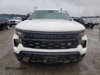 2022 Chevrolet Silverado 1500 with VIN 3GCPDAEK9NG640617, listed as a Copart auction lot 44462135 with 53,984 mi miles and Salvage Title. Bid and sale history available at DreamBid. Image 5.