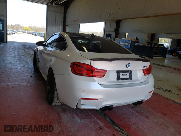 2018 BMW M4 with VIN WBS4Y9C52JAC87077, listed as a Copart auction lot 44323394 with 18,253 mi miles. Bid and sale history available at carsss.com. Image 3.