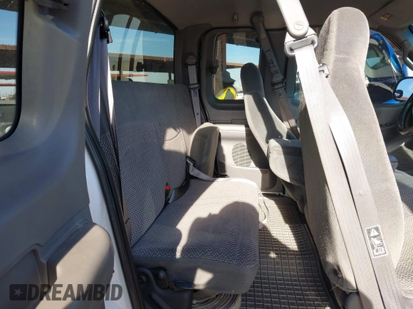 2000 Ford F-150 with VIN 2FTPX17LXYCA23919, listed as a IAAI auction lot 41625192 with 141,028 mi miles and . Bid and sale history available at DreamBid. Image 8.