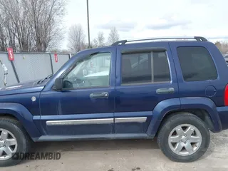 2006 Jeep Liberty Limited with VIN 1J8GL58K46W192840, listed as a IAAI auction lot 41792427 with 200,412 mi miles. Bid and sale history available at carsss.com. Image 6.