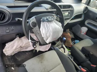 2012 Toyota Prius One z VIN JTDKDTB3XC1006733, wystawiony jako Copart lot #78012364 z przebiegiem 278 821 mil mil oraz Szkoda całkowita • Salvage title. Historia ofert i sprzedaży dostępna na DreamBid. Obrazek 8.