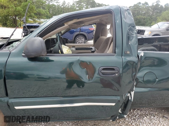 2003 Chevrolet Silverado 1500 with VIN 1GCEC14V73Z327567, listed as a Copart auction lot 71125144 with Not Provided miles and Non Repairable. Bid and sale history available at carsss.com. Image 7.