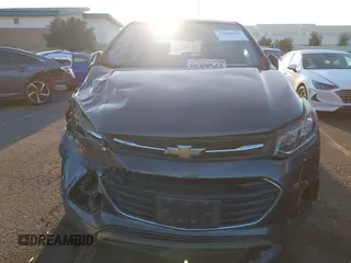 2019 Chevrolet Trax LS with VIN 3GNCJKSB8KL365883, listed as a IAAI auction lot 42010924 with Not Provided miles. Bid and sale history available at carsss.com. Image 11.