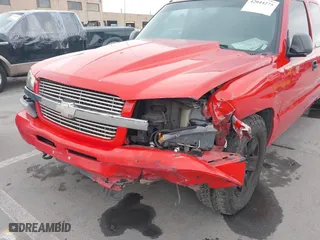 2004 Chevrolet Silverado 1500 Work Truck with VIN 2GCEC19T441162305, listed as a IAAI auction lot 42044275 with 154,971 mi miles. Bid and sale history available at carsss.com. Image 6.