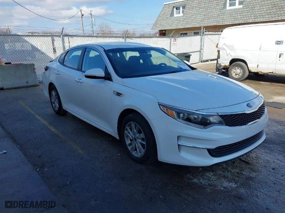 2018 Kia Optima LX with VIN 5XXGT4L3XJG216120, listed as a IAAI auction lot 41691044 with 124,919 mi miles. Bid and sale history available at carsss.com. Image 1.