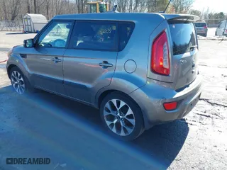 2013 Kia Soul + with VIN KNDJT2A67D7526729, listed as a IAAI auction lot 41678356 with 189,924 mi miles. Bid and sale history available at carsss.com. Image 3.