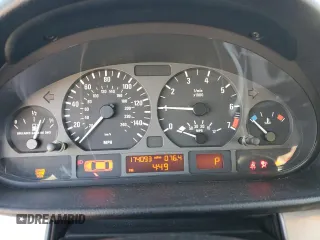 2005 BMW 3 Series 325i with VIN WBAEV33465KX09760, listed as a Copart auction lot 87790945 with 174,093 mi miles and Salvage Title. Bid and sale history available at carsss.com. Image 9.