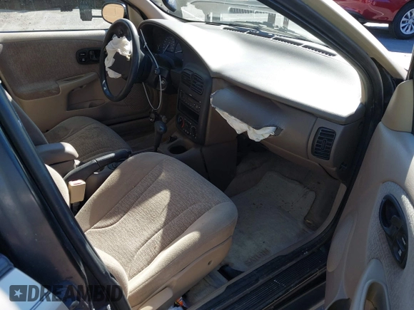 2002 Saturn SL z VIN 1G8ZK52722Z103373, wystawiony jako IAAI lot #41681684 z przebiegiem 109 389 mil mil oraz . Historia ofert i sprzedaży dostępna na DreamBid. Obrazek 5.