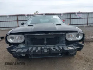 2013 Dodge Challenger R/T z VIN 2C3CDYBT8DH524607, wystawiony jako IAAI lot #42224993 z przebiegiem Nie podano mil oraz . Historia ofert i sprzedaży dostępna na DreamBid. Obrazek 13.