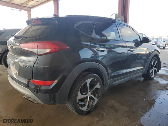 2016 Hyundai Tucson Sport with VIN KM8J33A25GU262236, listed as a Copart auction lot 48118735 with 117,915 mi miles and Clean Title. Bid and sale history available at carsss.com. Image 3.