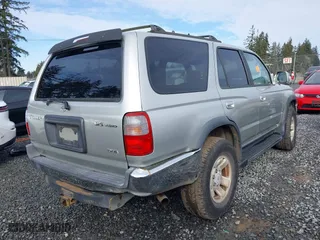 2000 Toyota 4Runner SR5 with VIN JT3HN86RXY0265047, listed as a IAAI auction lot 41641243 with 1 mi miles. Bid and sale history available at carsss.com. Image 4.