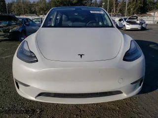 2023 Tesla Model Y Long Range with VIN 7SAYGDEE4PA125640, listed as a Copart auction lot 43918125 with 20,319 mi miles and Salvage Title. Bid and sale history available at carsss.com. Image 5.