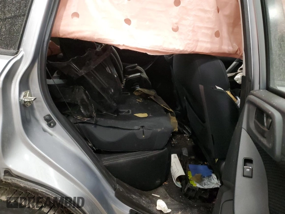 2018 Subaru Forester z VIN JF2SJABC5JH467776, wystawiony jako Copart lot #49259005 z przebiegiem Nie podano mil oraz Szkody całkowita. Historia ofert i sprzedaży dostępna na DreamBid. Obrazek 12.