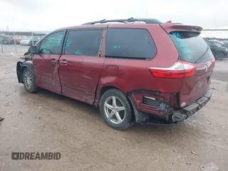 2019 Toyota Sienna XLE Auto Access Seat with VIN 5TDYZ3DC5KS971445, listed as a IAAI auction lot 41494373 with 147,578 mi miles. Bid and sale history available at carsss.com. Image 3.