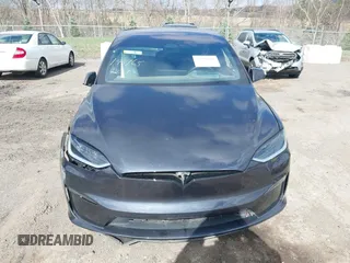 2023 Tesla Model X with VIN 7SAXCDE52PF425834, listed as a IAAI auction lot 41996298 with Not Provided miles and . Bid and sale history available at DreamBid. Image 11.