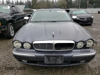2005 Jaguar XJ VDP with VIN SAJWA82C15SG43017, listed as a Copart auction lot 83910874 with 83,352 mi miles and Salvage Title. Bid and sale history available at carsss.com. Image 5.