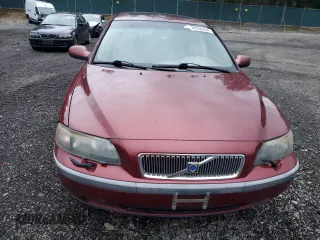 2002 Volvo V70 with VIN YV1SW58D022237035, listed as a Copart auction lot 80533054 with 235,088 mi miles and Clean Title. Bid and sale history available at carsss.com. Image 5.