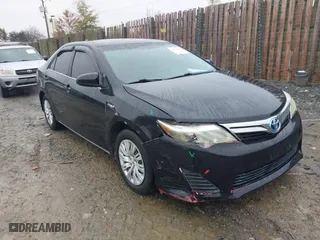2014 Toyota Camry Hybrid LE with VIN 4T1BD1FK4EU115529, listed as a IAAI auction lot 40878620 with 970,000 mi miles. Bid and sale history available at carsss.com. Image 1.