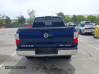 2017 Nissan Titan SV z VIN 1N6AA1EJ1HN535598, wystawiony jako IAAI lot #42237925 z przebiegiem 49 425 mil mil oraz . Historia ofert i sprzedaży dostępna na DreamBid. Obrazek 16.